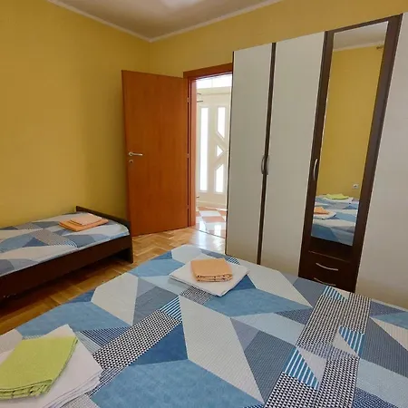 Apartmani Golomeic Crikvenica Exterior photo