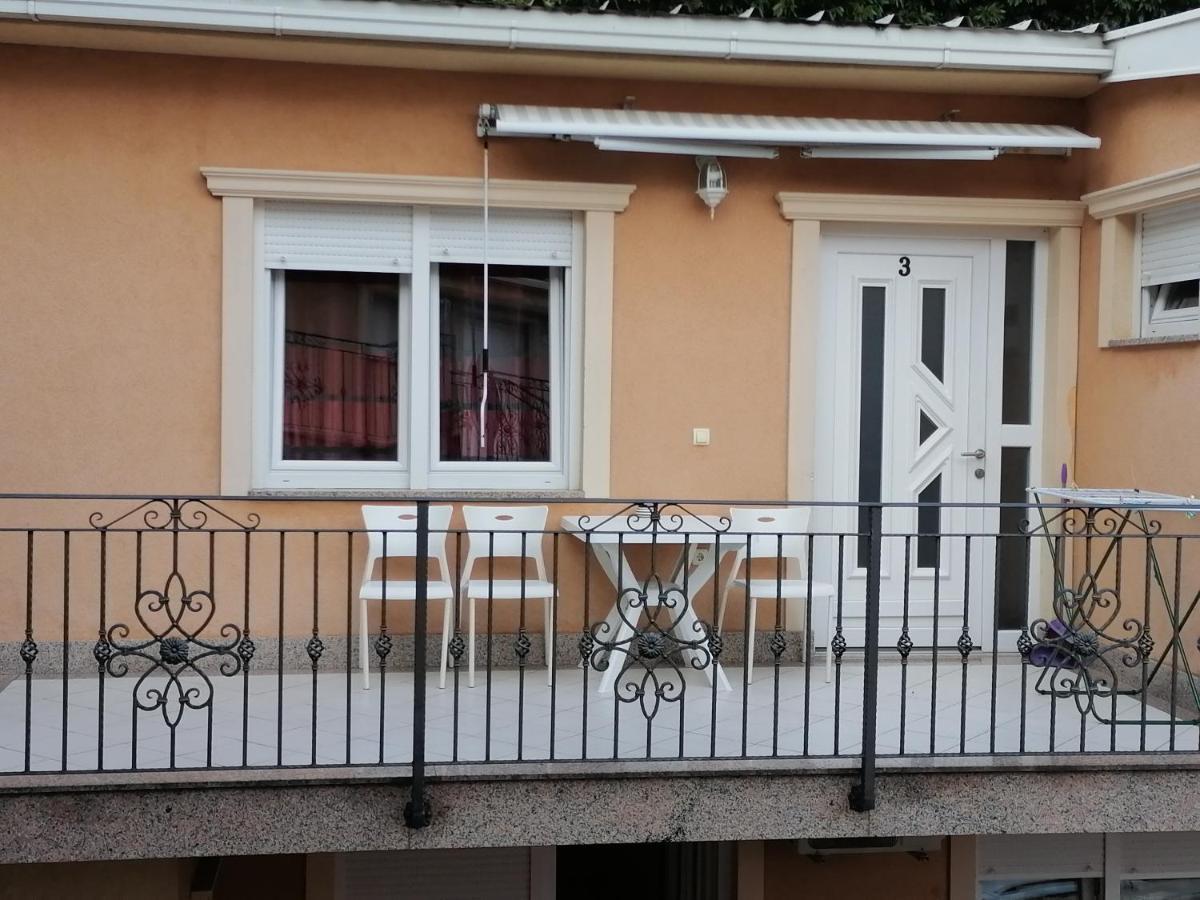 Apartment Golomeic