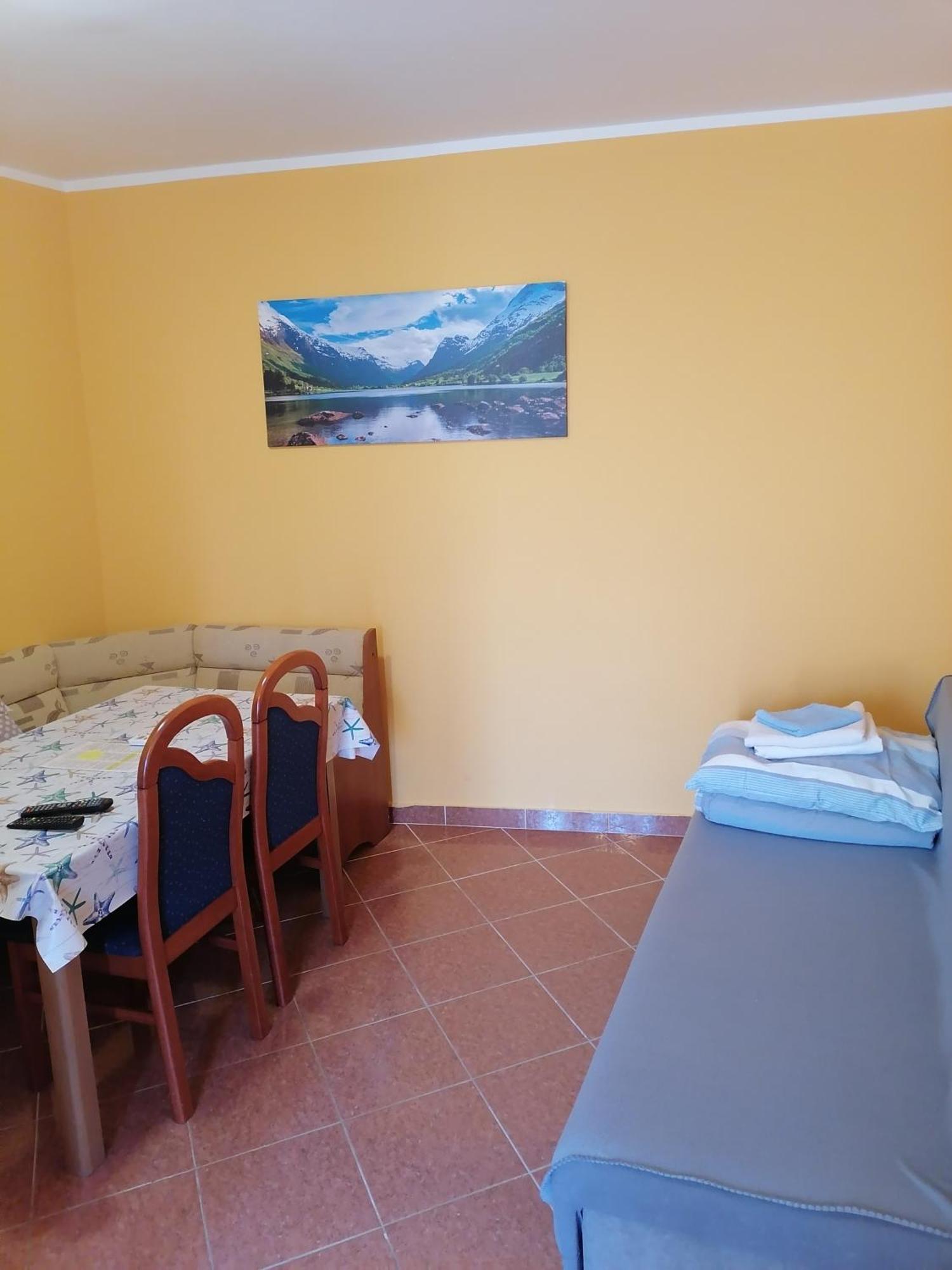 Golomeic Apartment